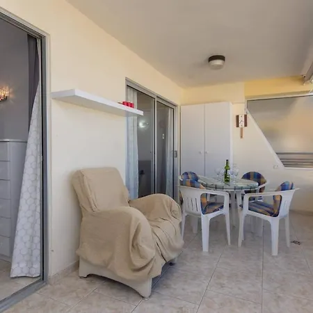 Апартаменты Santa Maria 127 - One Bed Адехе