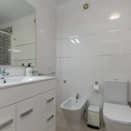 Santa Maria 127 - One Bed * Адехе